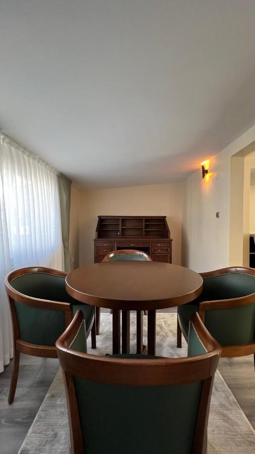 200 M2 Muhtesem Cati Kati, Roof Apartment Istanbul Bagian luar foto