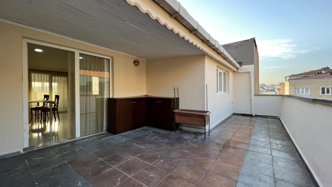 200 M2 Muhtesem Cati Kati, Roof Apartment Istanbul Bagian luar foto